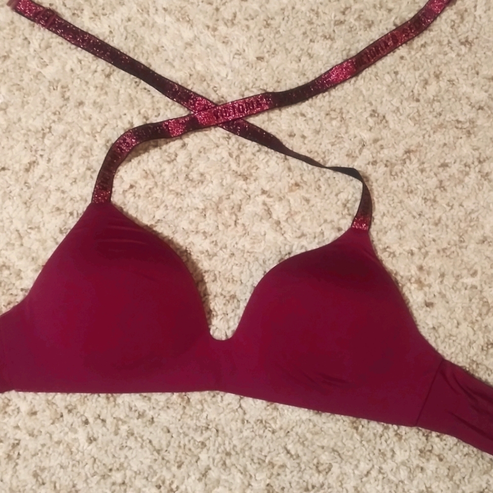 Victoria's Secret Lightly Lined T-shirt Bra